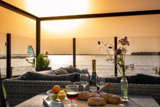 Luxus Cube Meerblick Veluwemeer Am Strand In Erster Reihe Hulshorst Exterior photo